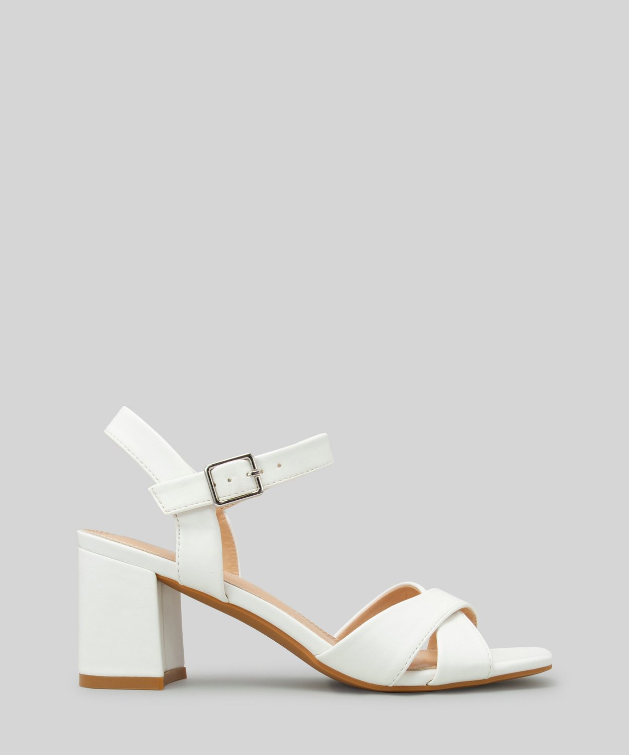 Sand&aacute;lia de salto tiras cruzadas